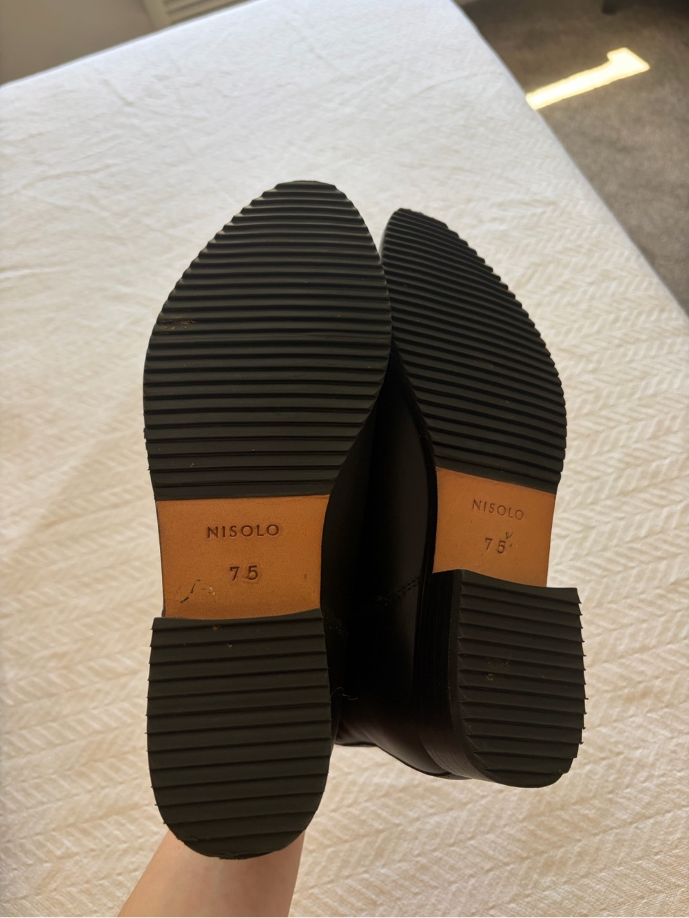 Nisolo Chelsea Boot - Picture 4 of 4